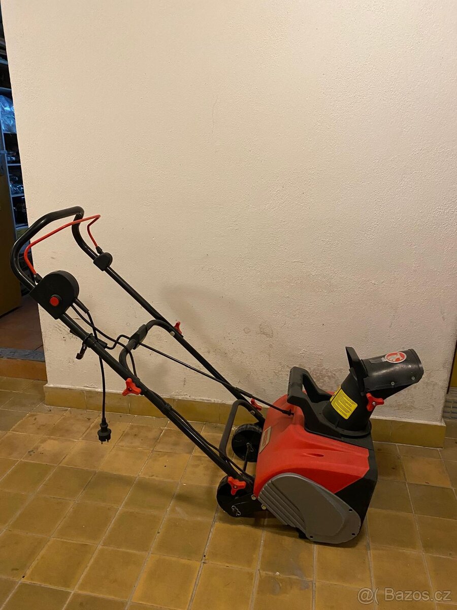 Elektrická sněhová fréza hecht 9185