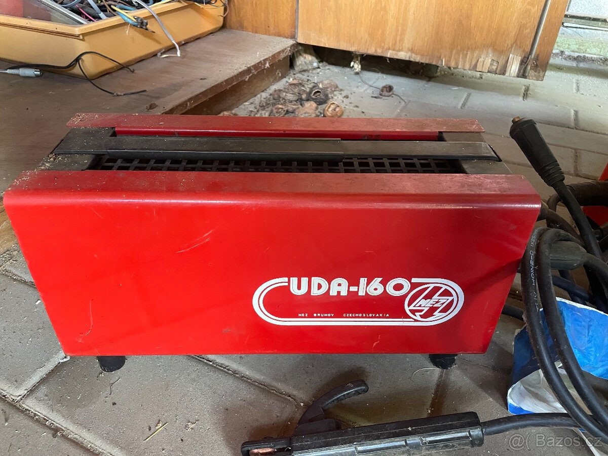 SVÁŘEČKA rtb - 3 a USMĚRŇOVAČ UDA-160-I MEZ Brumov