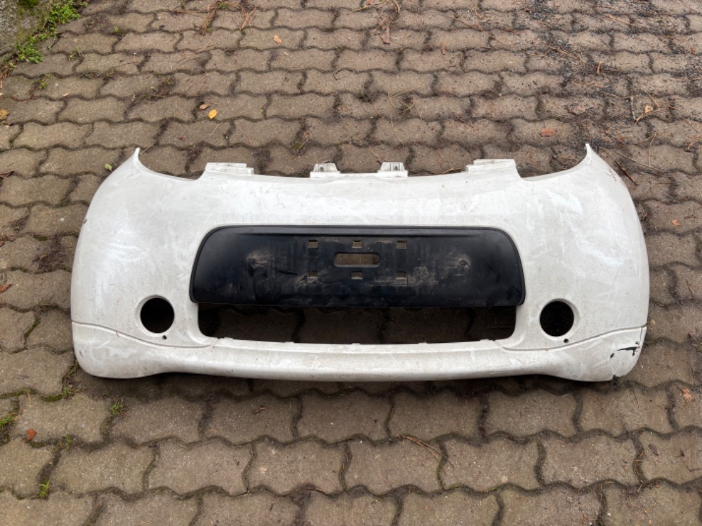 Přední nárazník a pravé dveře přední i zadní Citroen C-zero