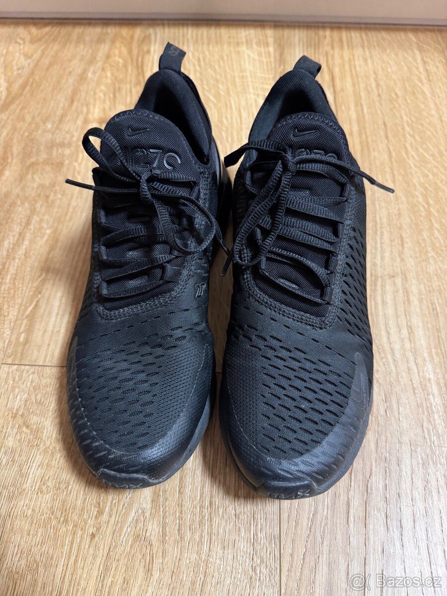 Nike Air 270 velikost 43