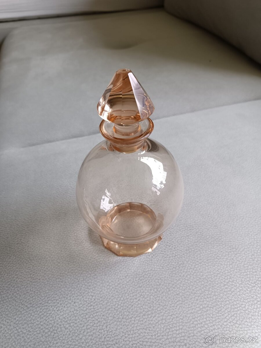 karafa skleněná výška 20cm