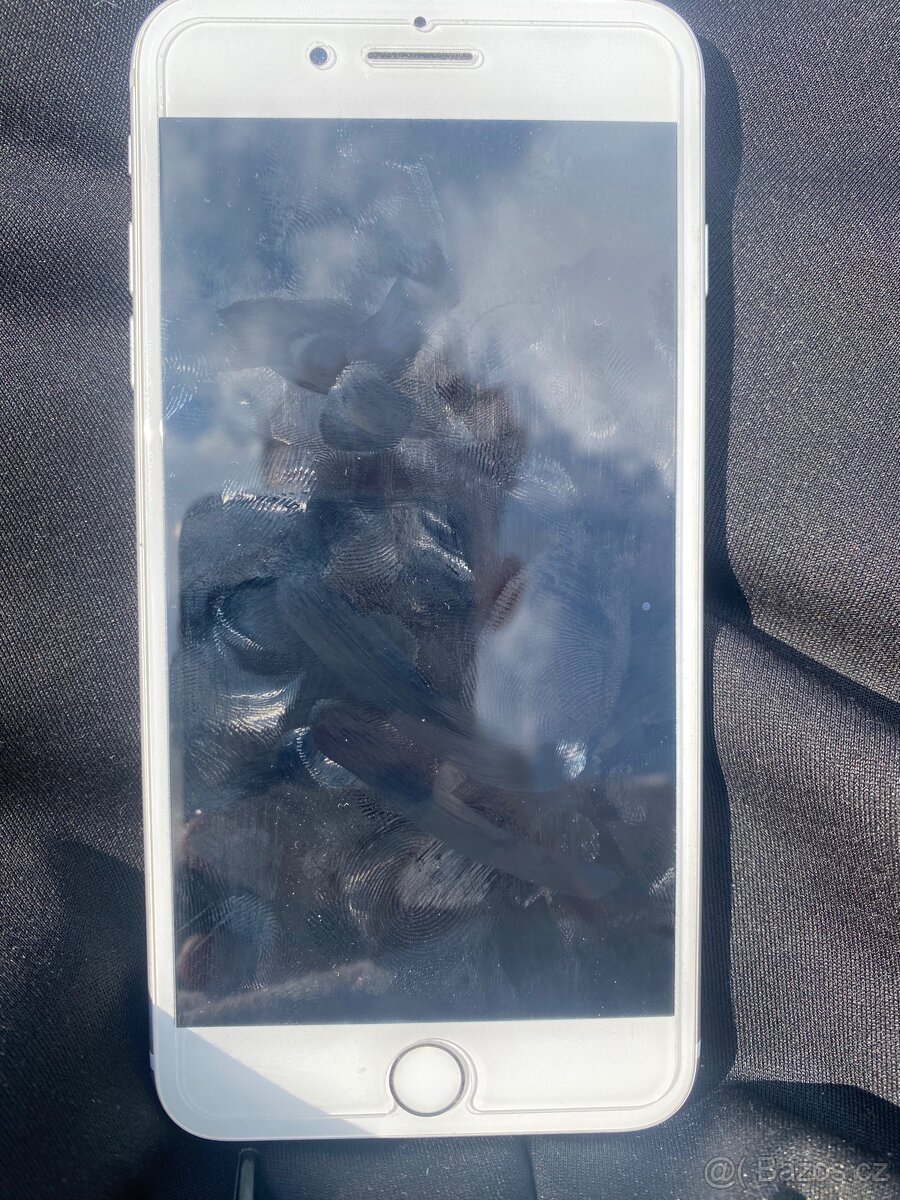 IPhone 7 Plus na díly