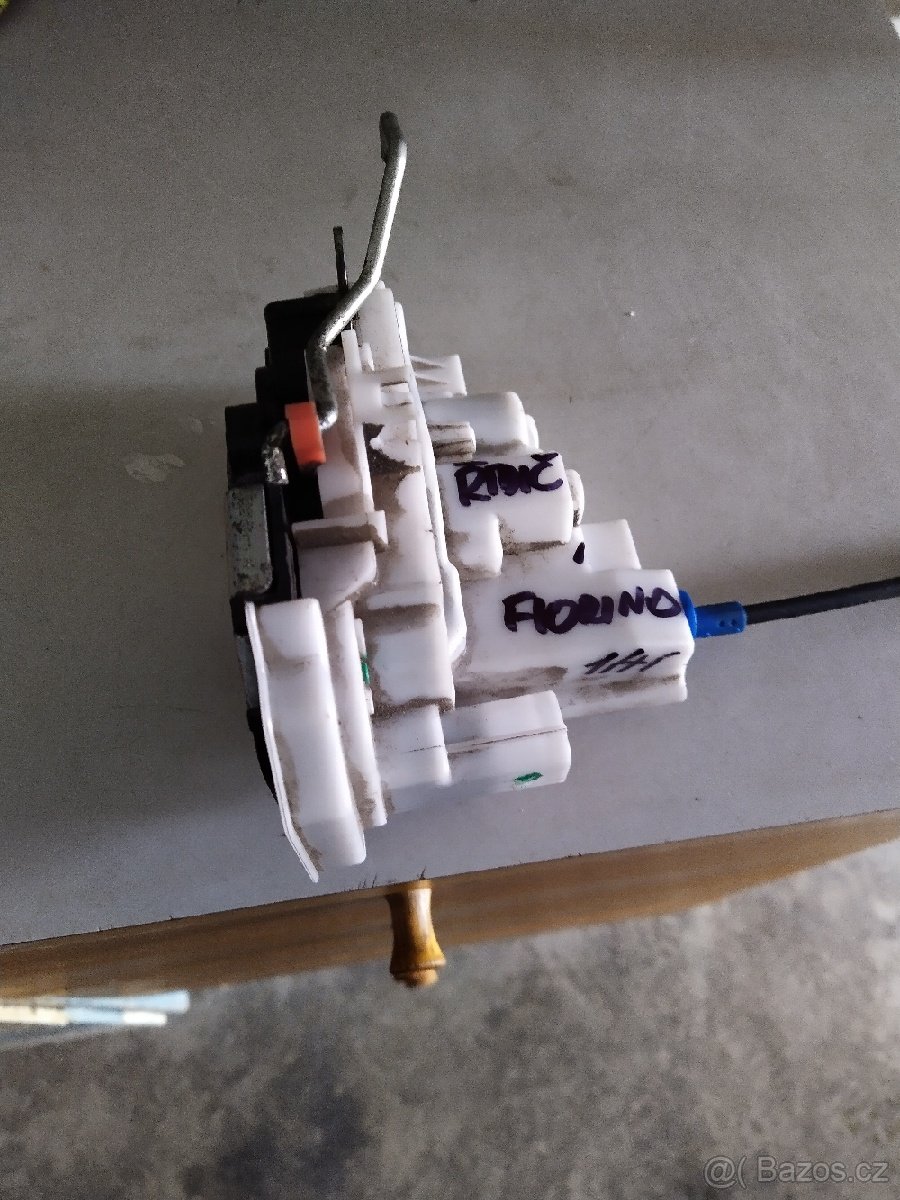 Fiat fiorino mod.2010 zámek dveří