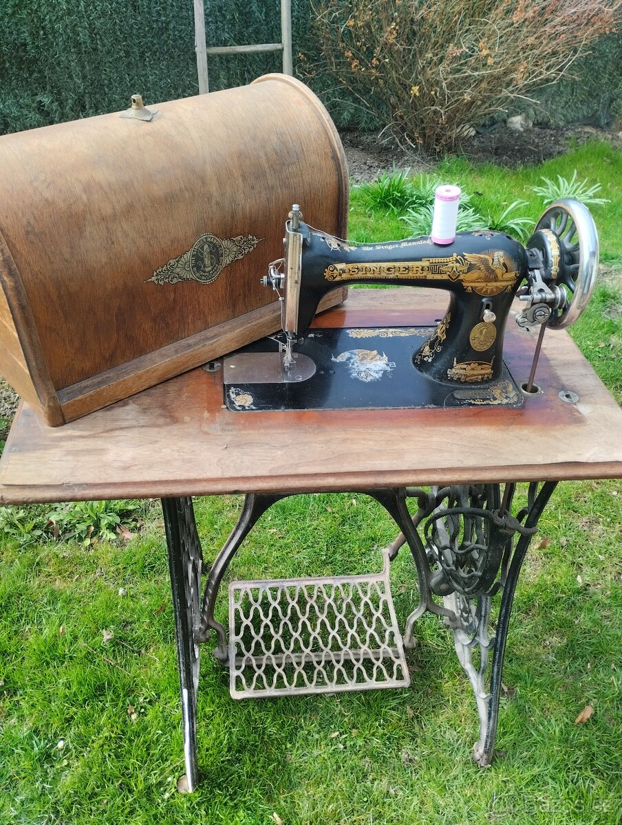 Šicí stroj Singer