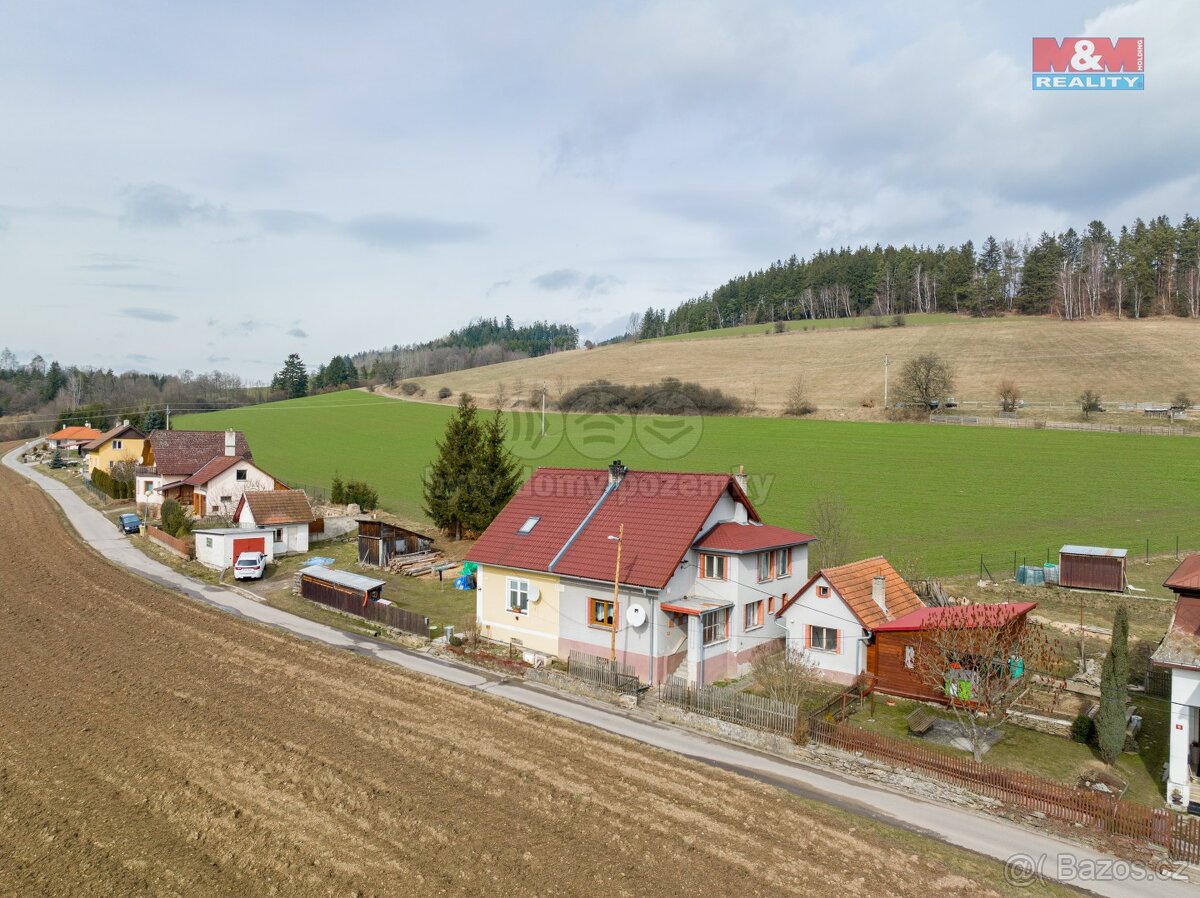Prodej rodinného domu, 100 m², Unčín