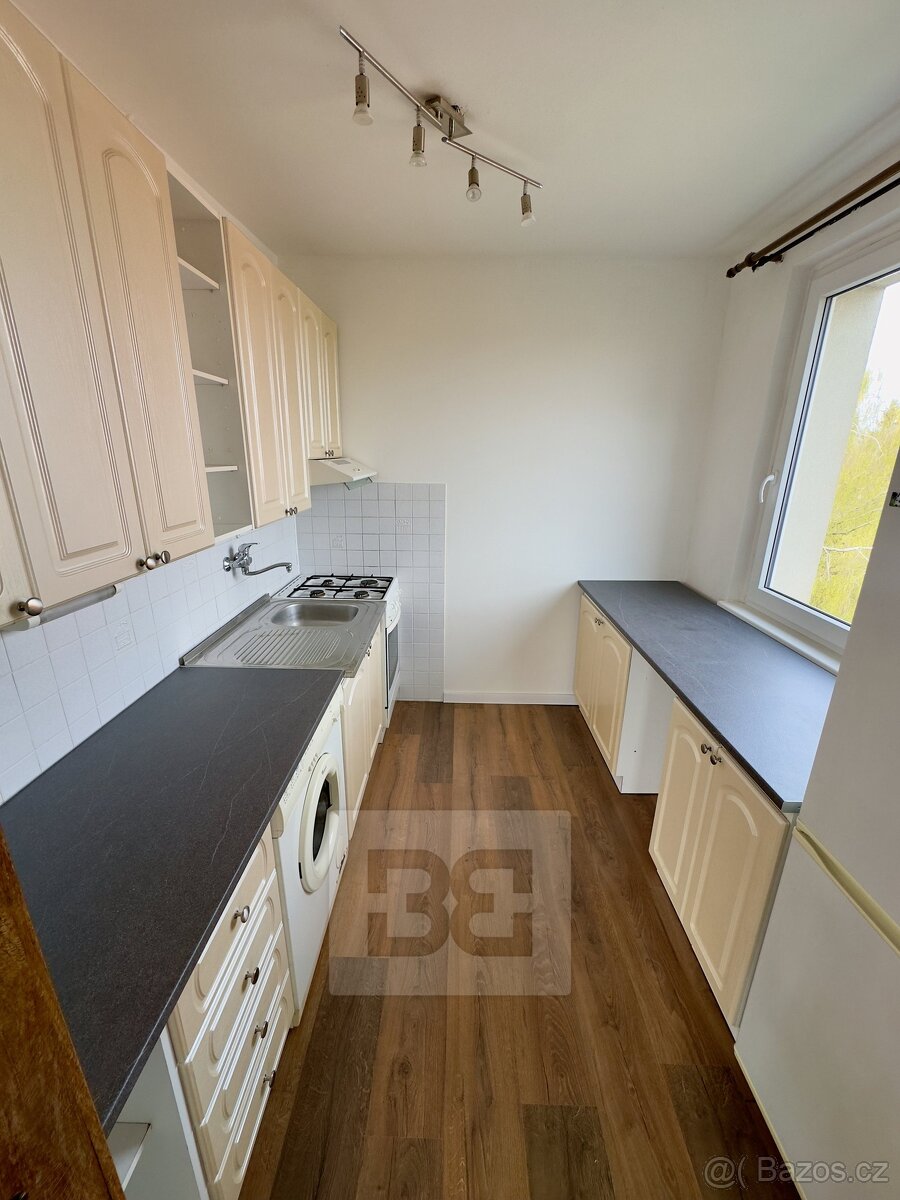 Pronájem bytu 3+1, 76 m2 - Kladno - Kročehlavy, ev.č. N07926