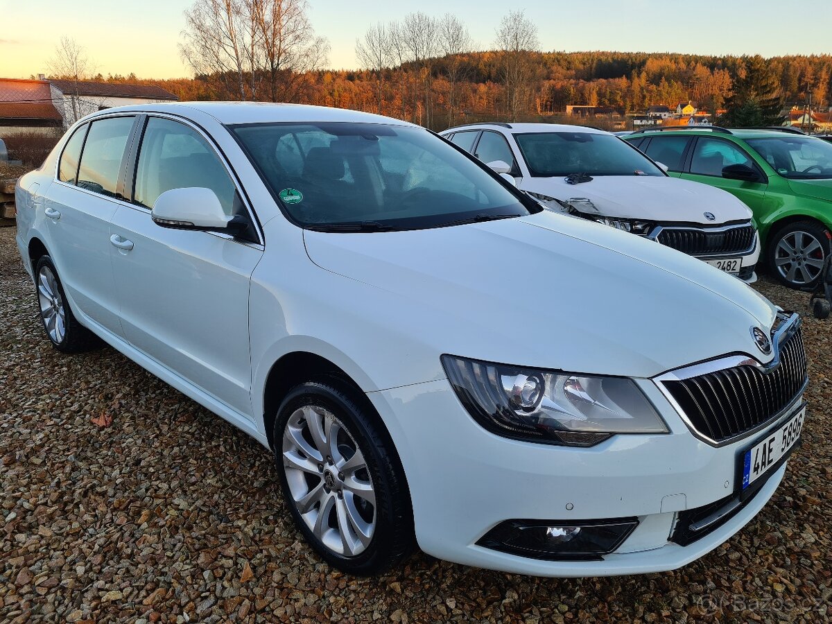 ŠKODA SUPERB II 2.0 TDi / 103 kW 4x4.