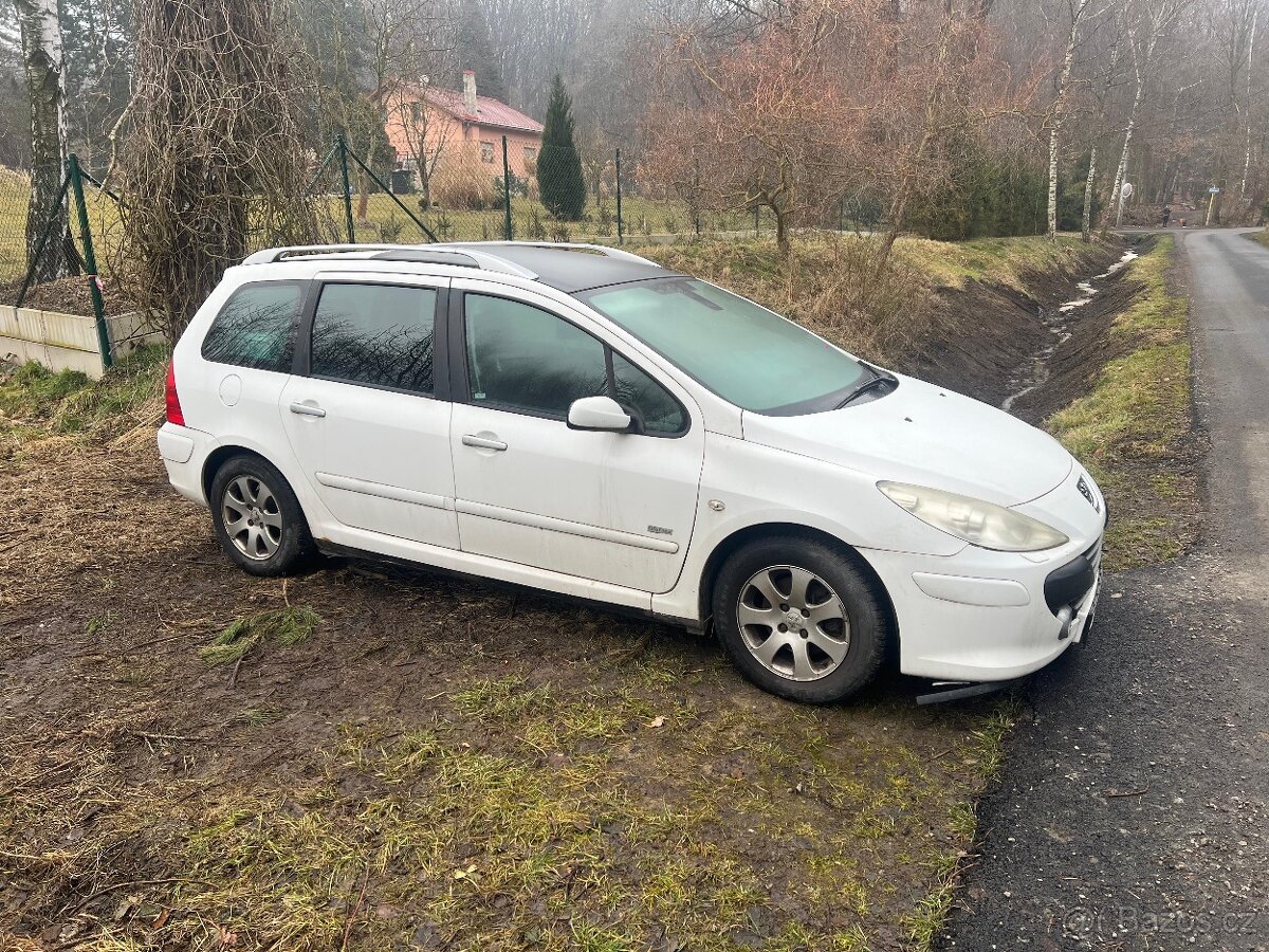 Prodám Peugeot 307sw 1.6 80kW vhodné na stavbu/ND