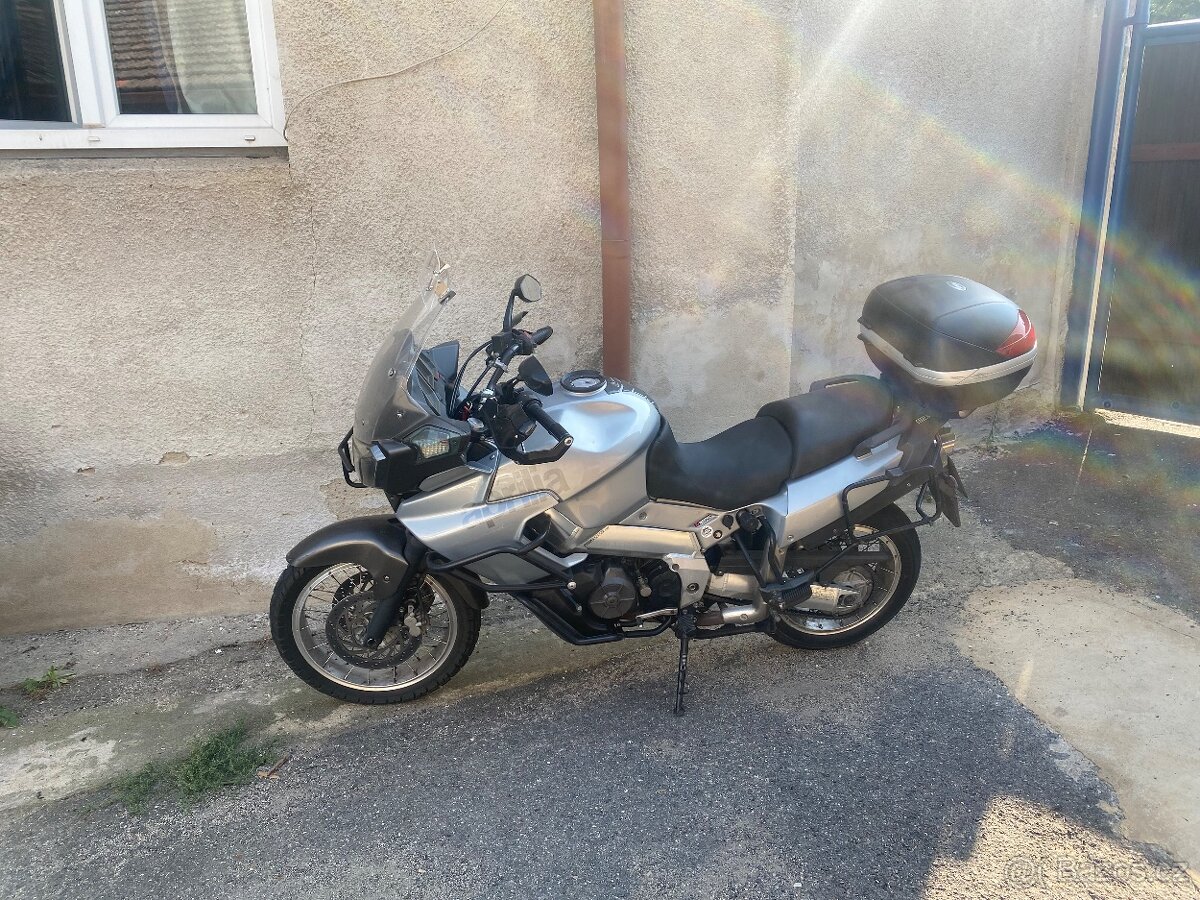 Aprilia Caponord