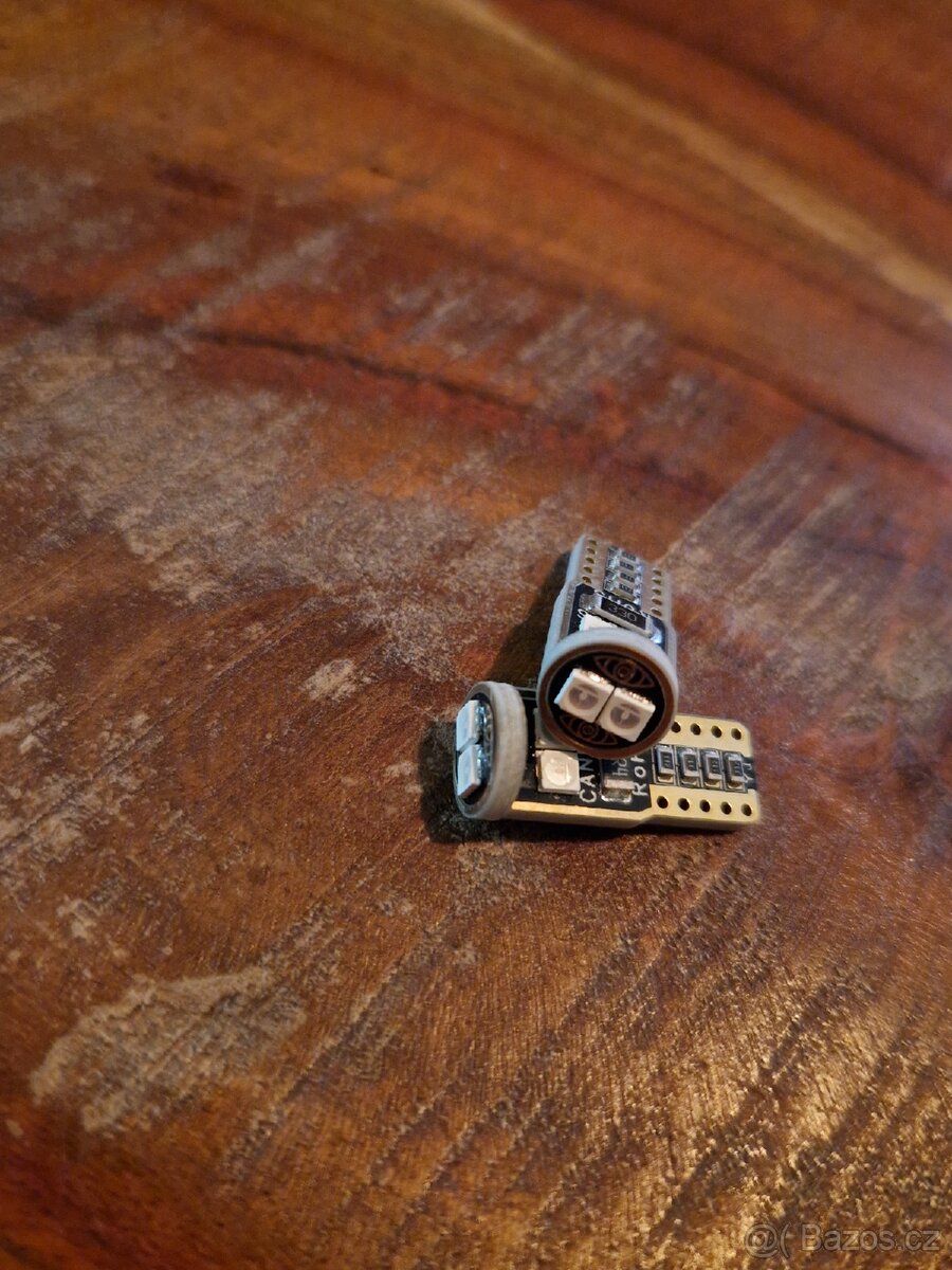 LED žárovky T10 W5W