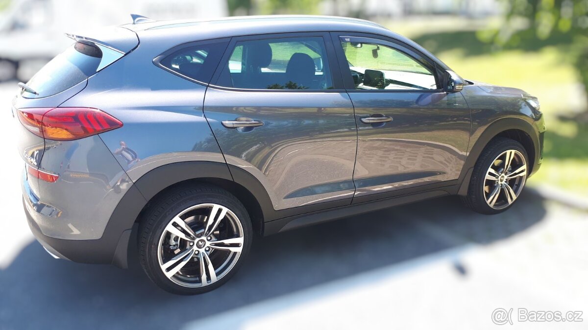 HYUNDAI TUCSON–CRDi, 85KW, TRICOLOR, TRAVELLER–4x2 -NAFTA