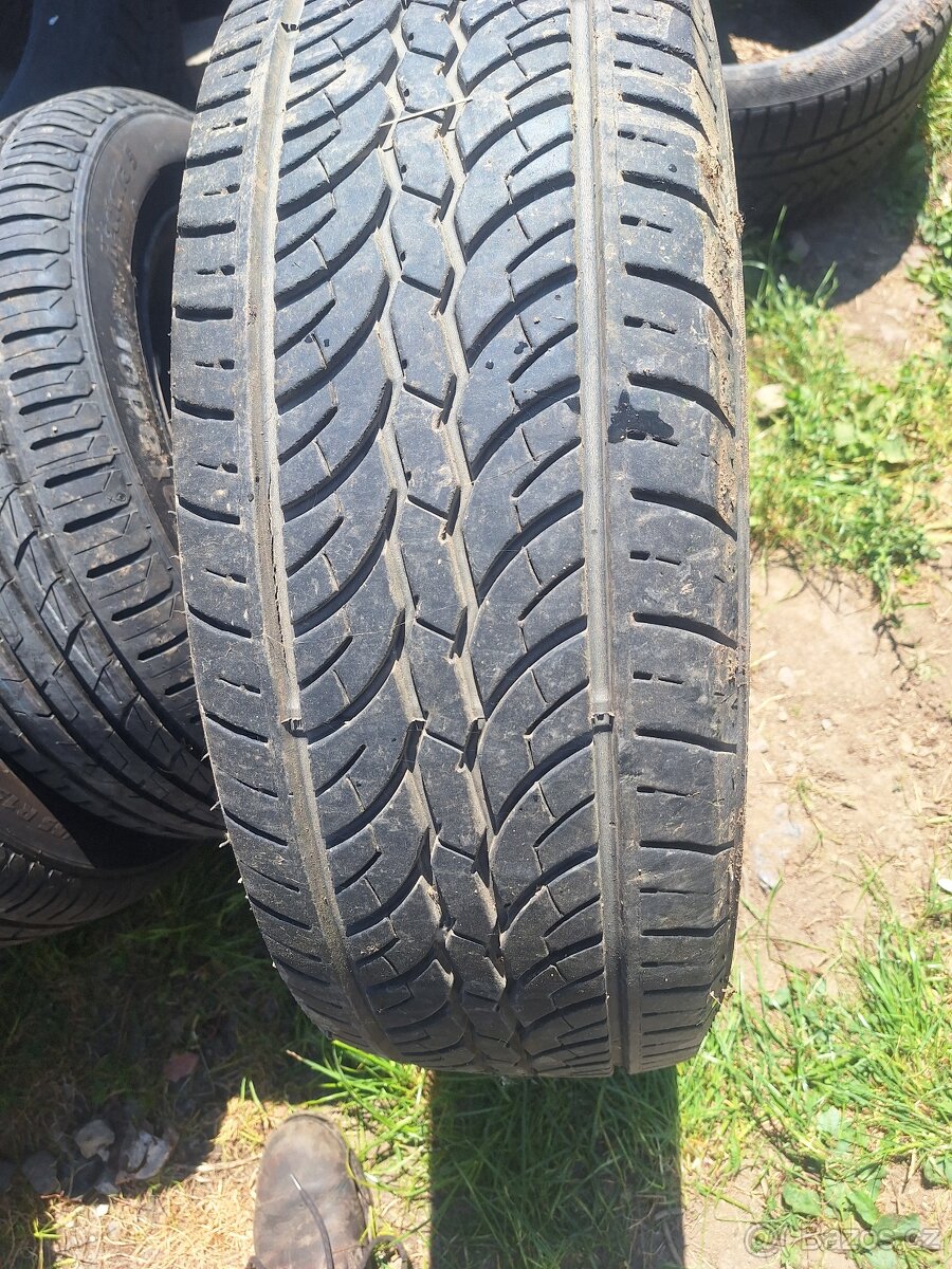 letni pneu 245/65/17