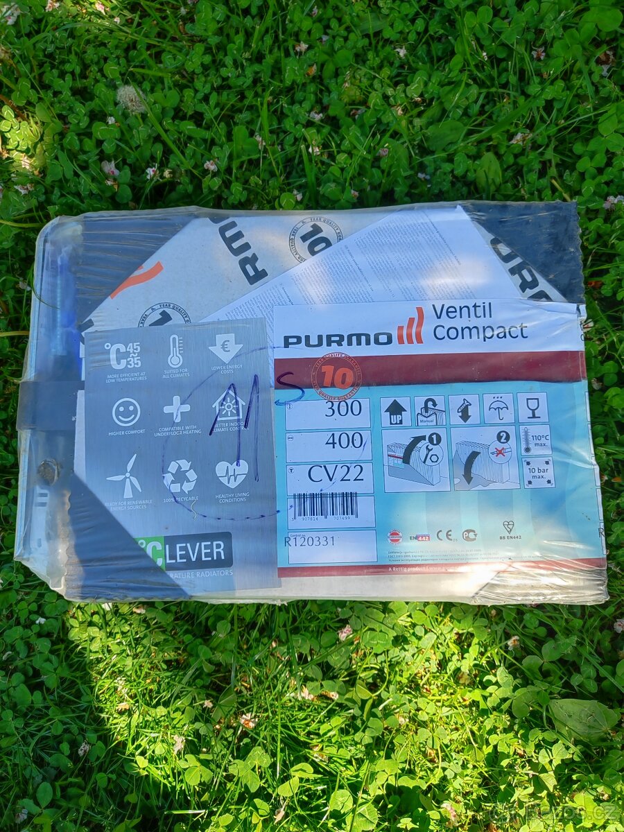 Radiátor Purmo ventil Compact CV22 300x400mm