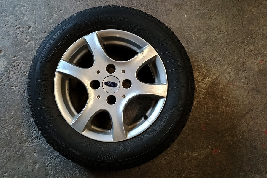 originální ALU kola FORD + pneu 185/65/R14
