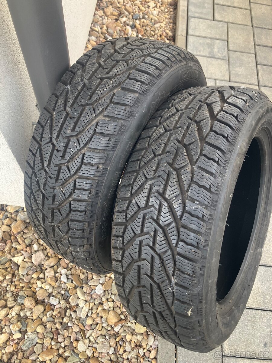 Zimní pneu 205/55R16