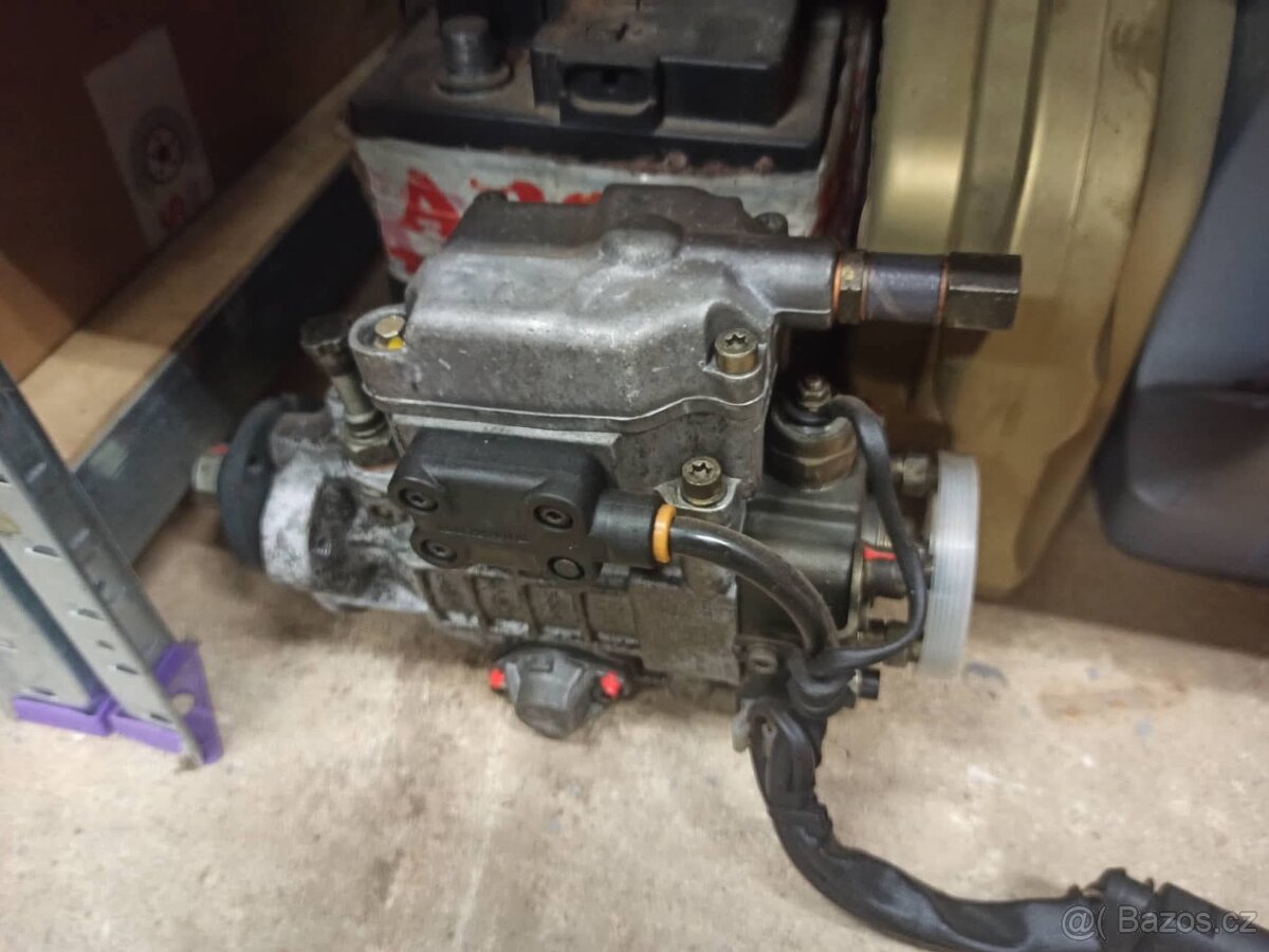 Vstřikovací čerpadlo 12mm hlava 1.9 tdi