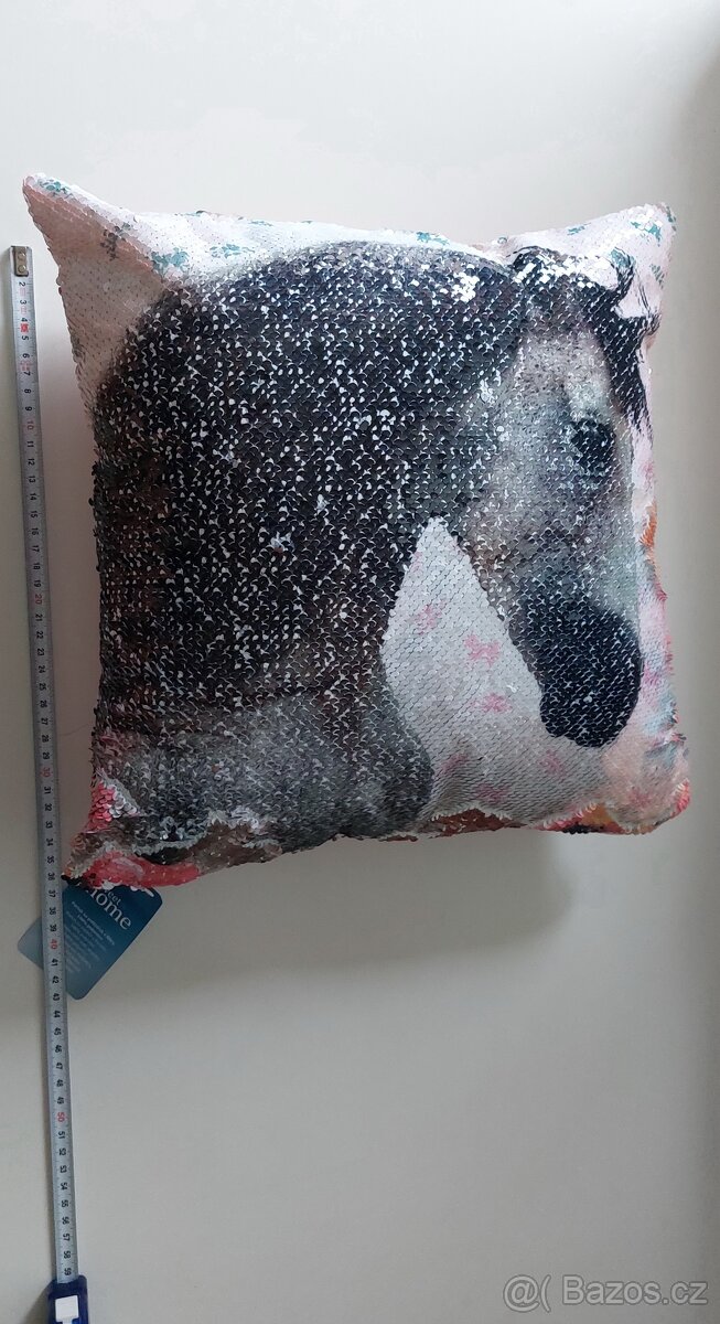 NOVÝ polštářek s koníky, měnící 40x40