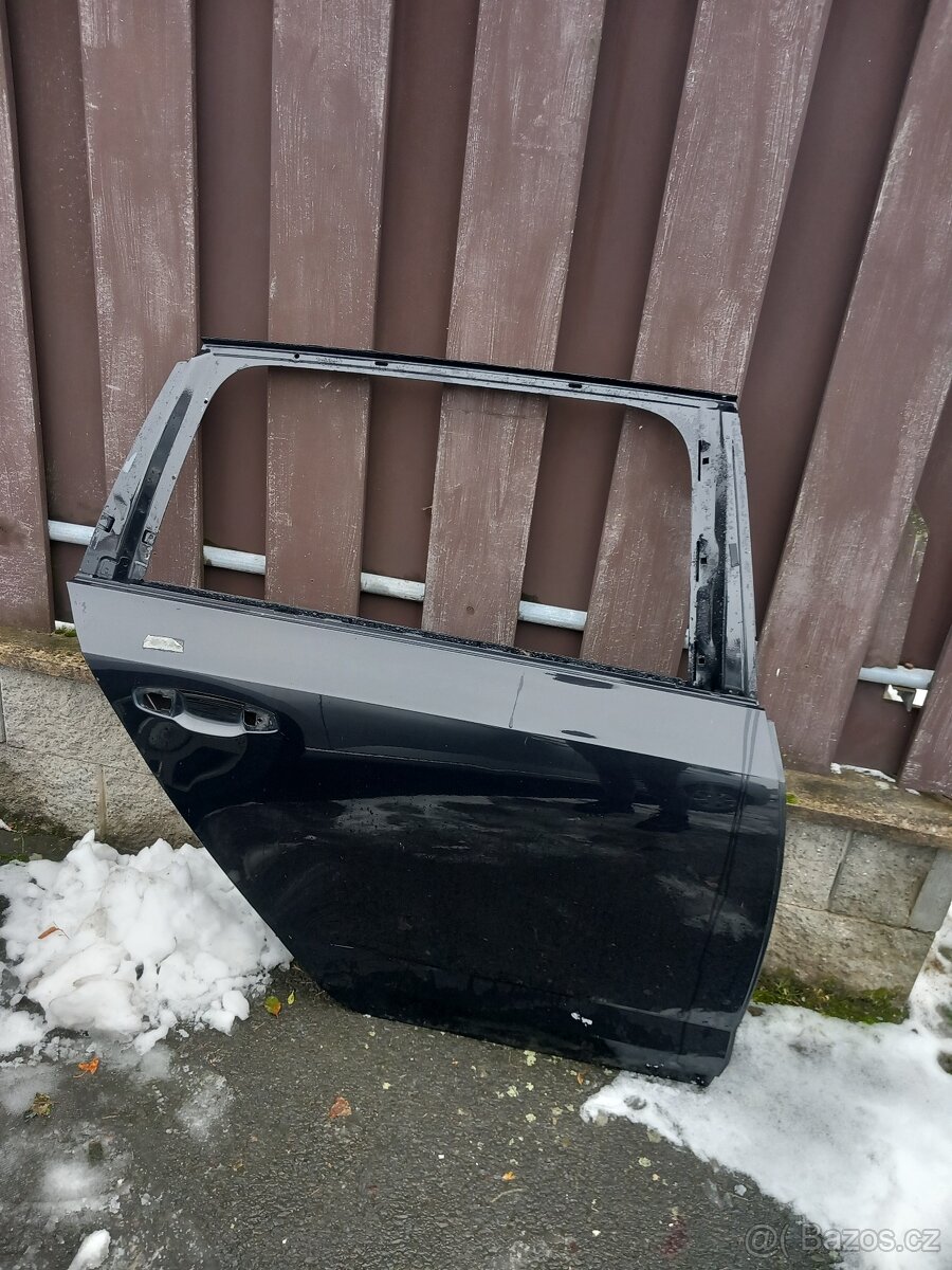 Pravé zadní dveře Škoda OCTAVIA III 11/2012-1/2017