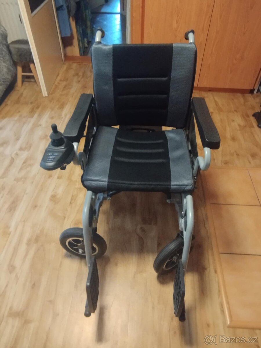 Elektrický invalidní vozík NOVÝ