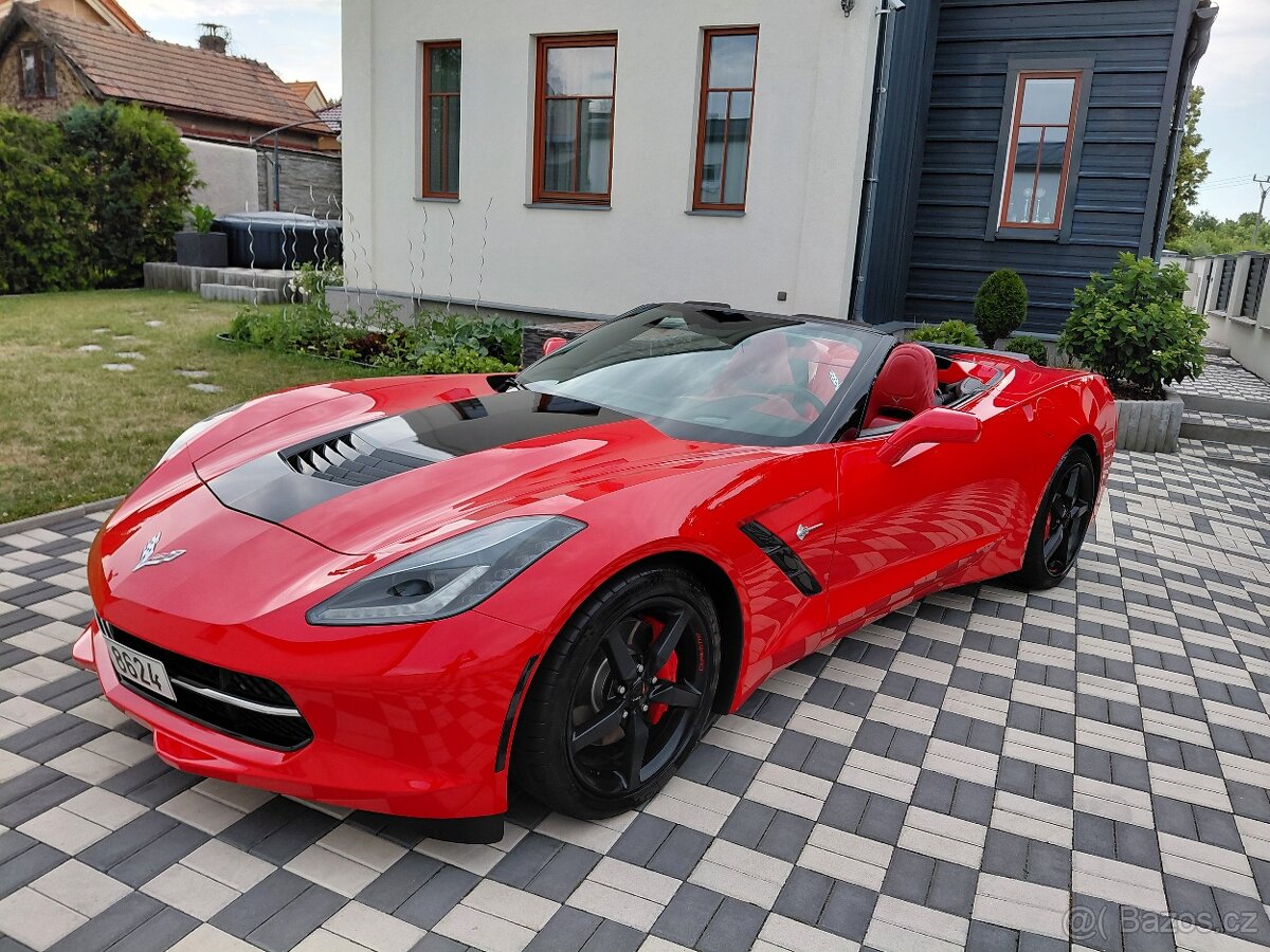 Corvette Stingray 6.2i V8 Cabrio,2015,TOP STAV,343kw.