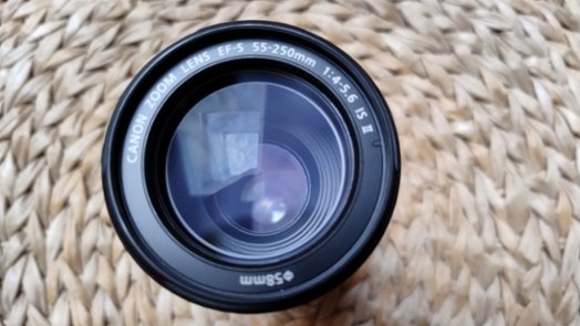 Canon eos 250d s dvěma objektivy