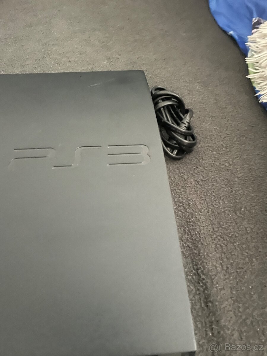 Prodám ps3 slim v pěkném stavu s CFW