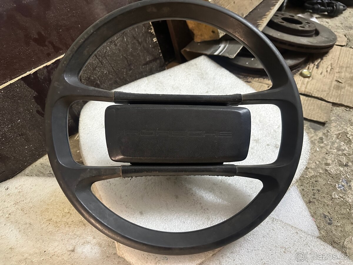 Volant porsche 944
