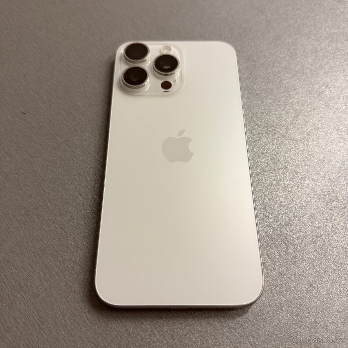 iPhone 15 Pro Max 256GB bílý titan, 12 měsíců záruka
