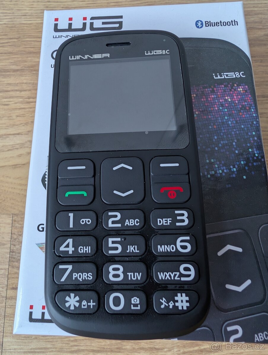 Mobilní telefon pro důchodce Winner WG8C
