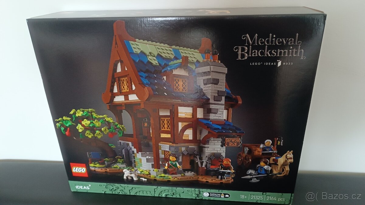 LEGO 21325 Středověká kovárna