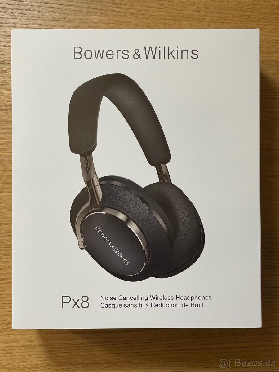 Bowers & Wilkins PX8 černá