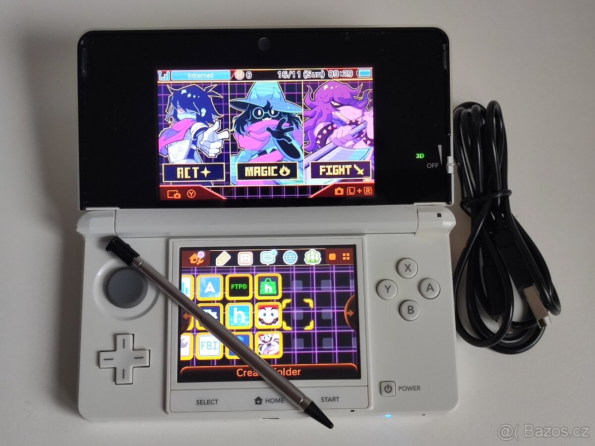 Nintendo 3DS Ice White + homebrew hack a 64GB karta