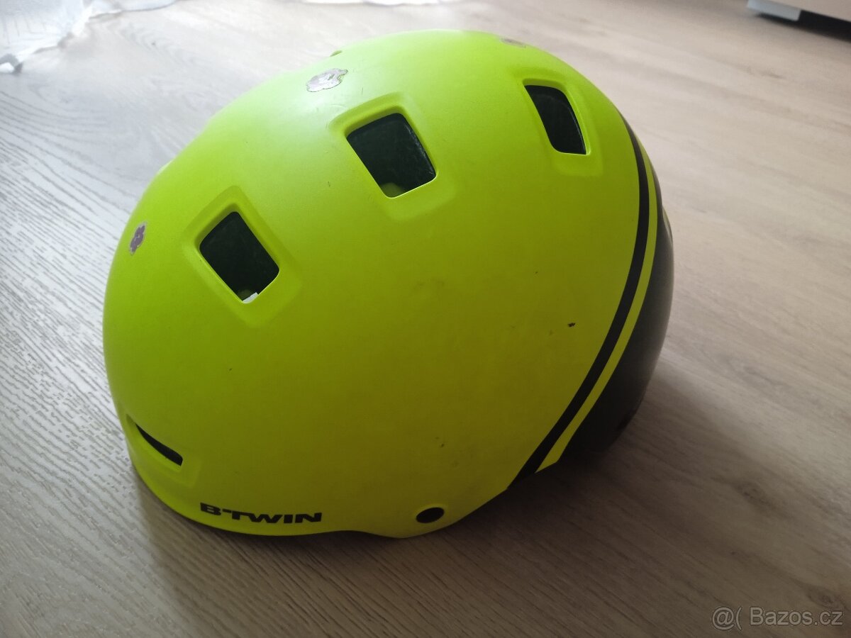 Dětská cyklistická helma B-TWIN