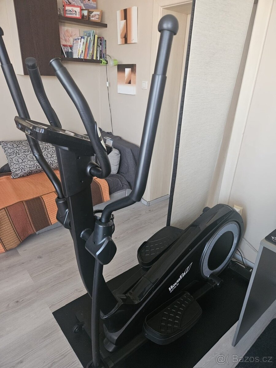 Eliptický trenažér Housefit Motio 80