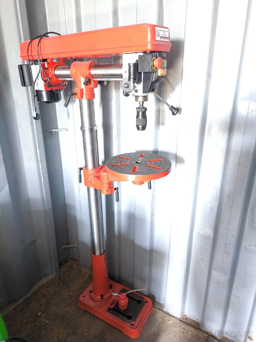 Holzmann SB3116RHN stojanová vrtačka