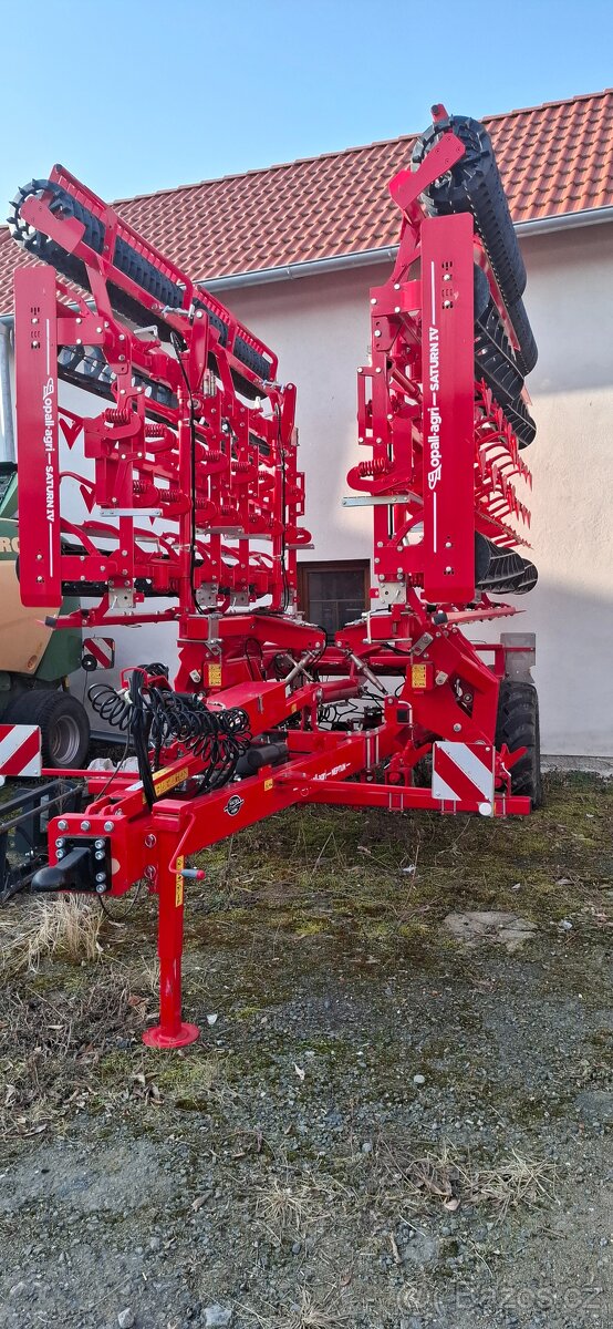 SLEVA Kombi kypřič Saturn IV 8P+nosič nářadí Neptun 8