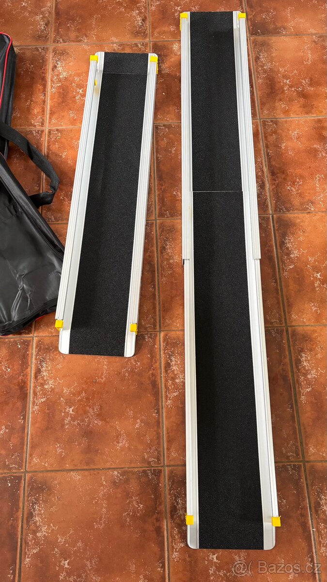 2x nájezdová rampa 91-152 cm pro vozíčkáře