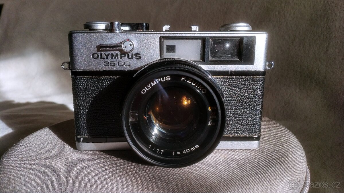 Olympus 35 DC 40mm f1.7 Point and Shoot. Nové bateie