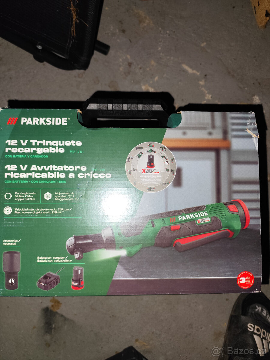 Aku ráčnový utahovák PAR 12 B1, 2 Ah