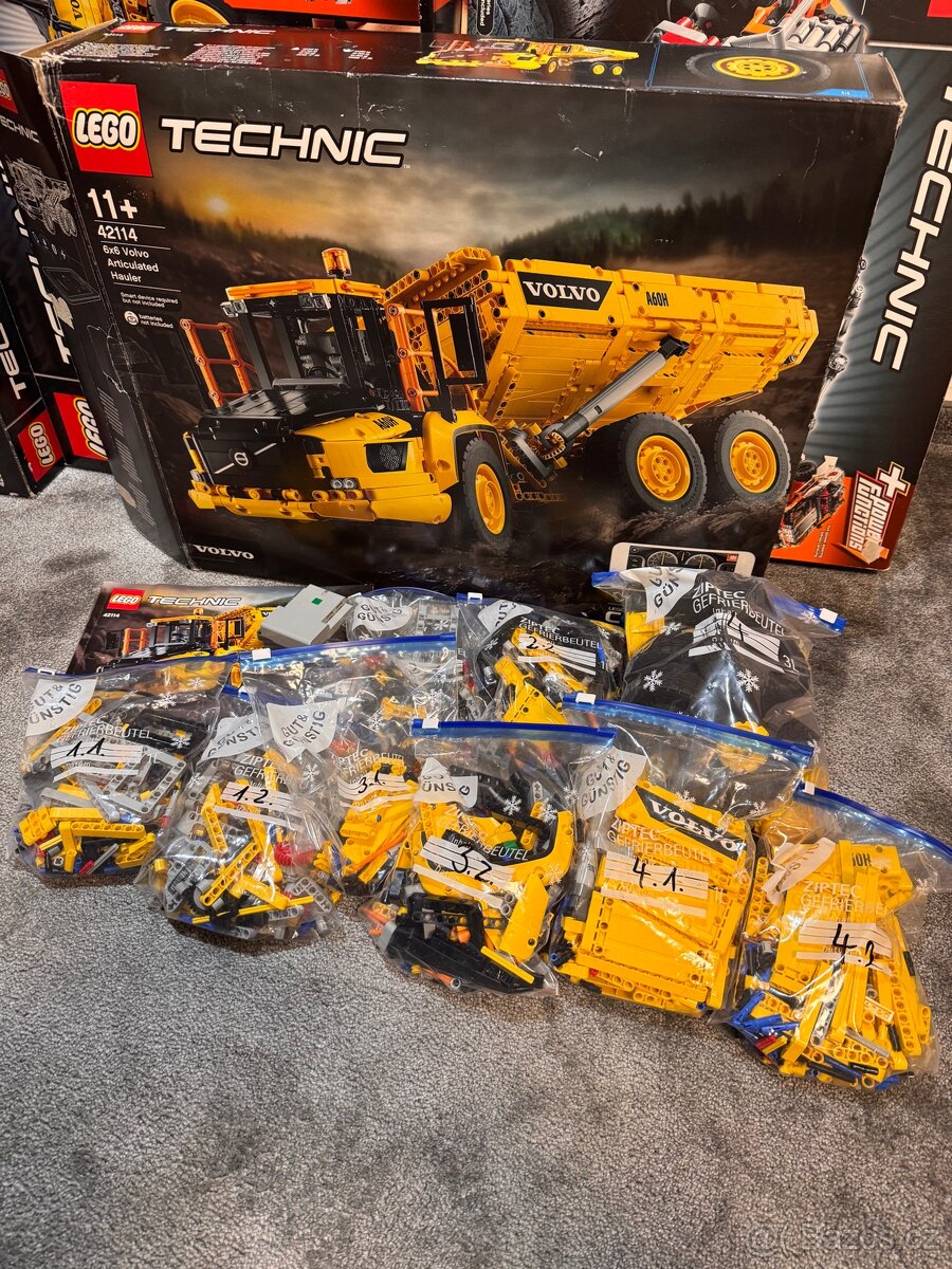 LEGO Technic 42114 - 6x6 Volvo Articulated Hauler