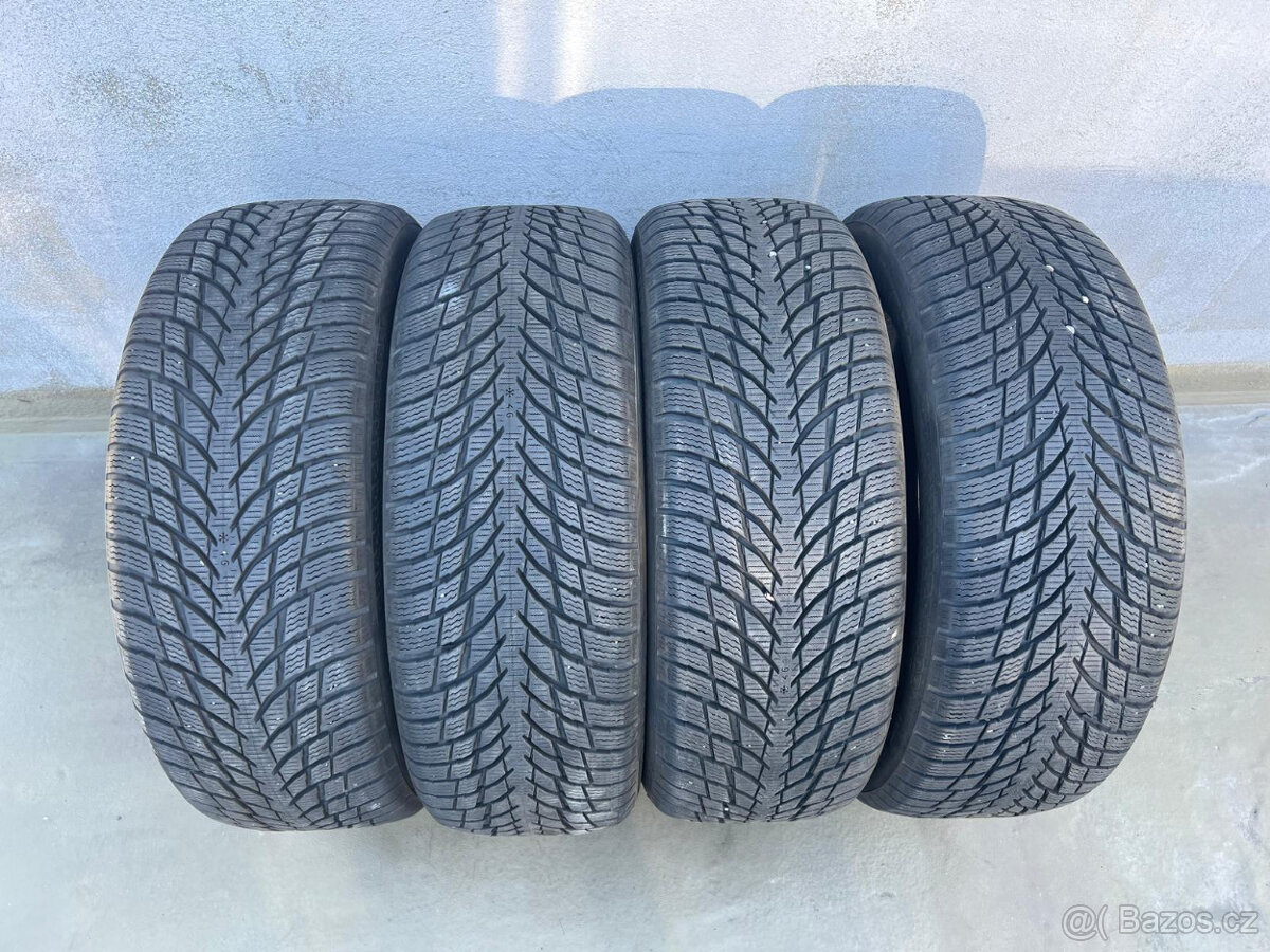 205/55R17 WR SNOWPROOF P 95V XL zimní pneu 8mm