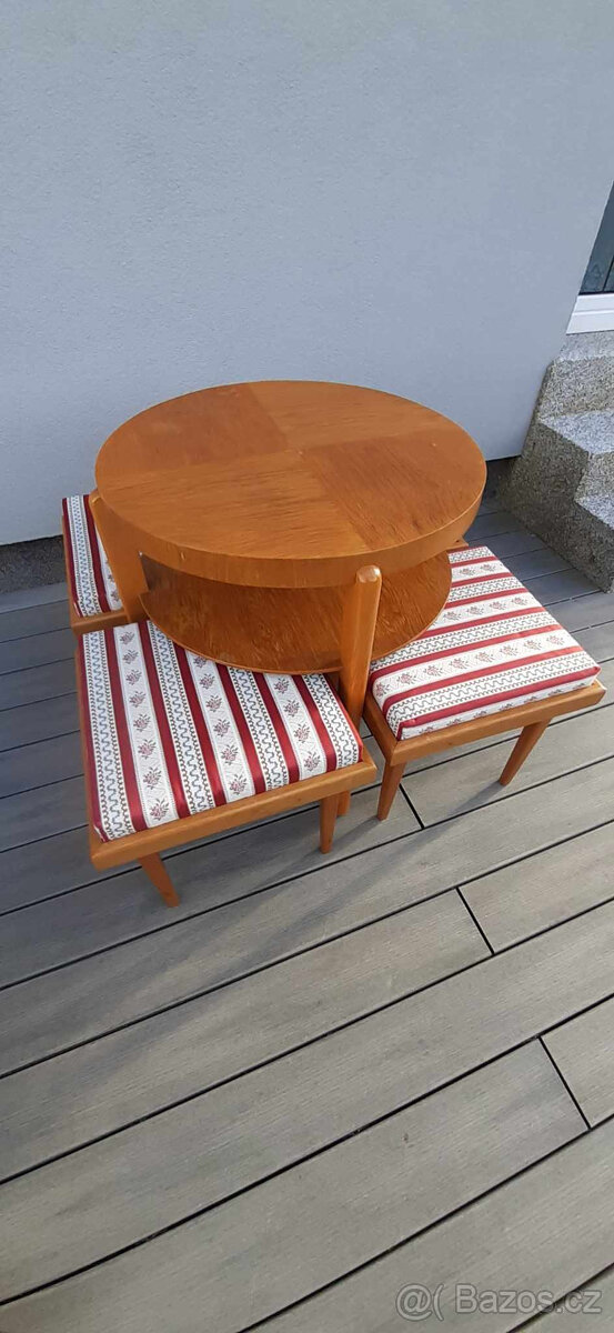 Retro stolek + 4ks taburetky