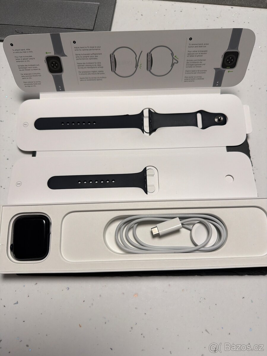 Apple Watch SE 44 mm – top stav