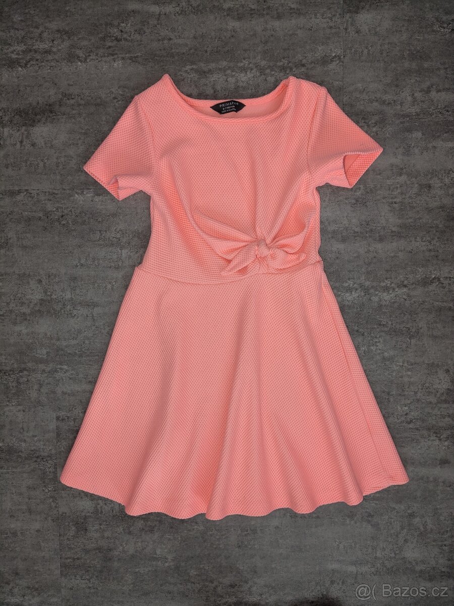 Šaty - vel 122