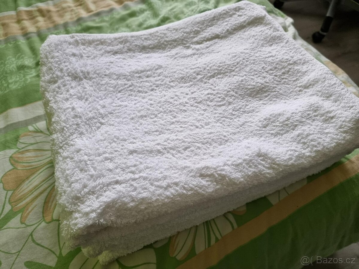 5x velký bílý ručník-osuška 155x95 cm