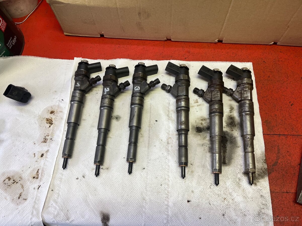 Vstreky BMW 160 kw 306D2 BOSCH(216)