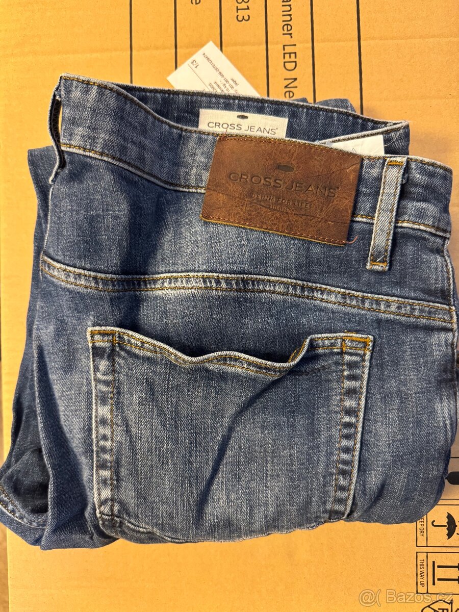 Cross Jeans vel 33-32
