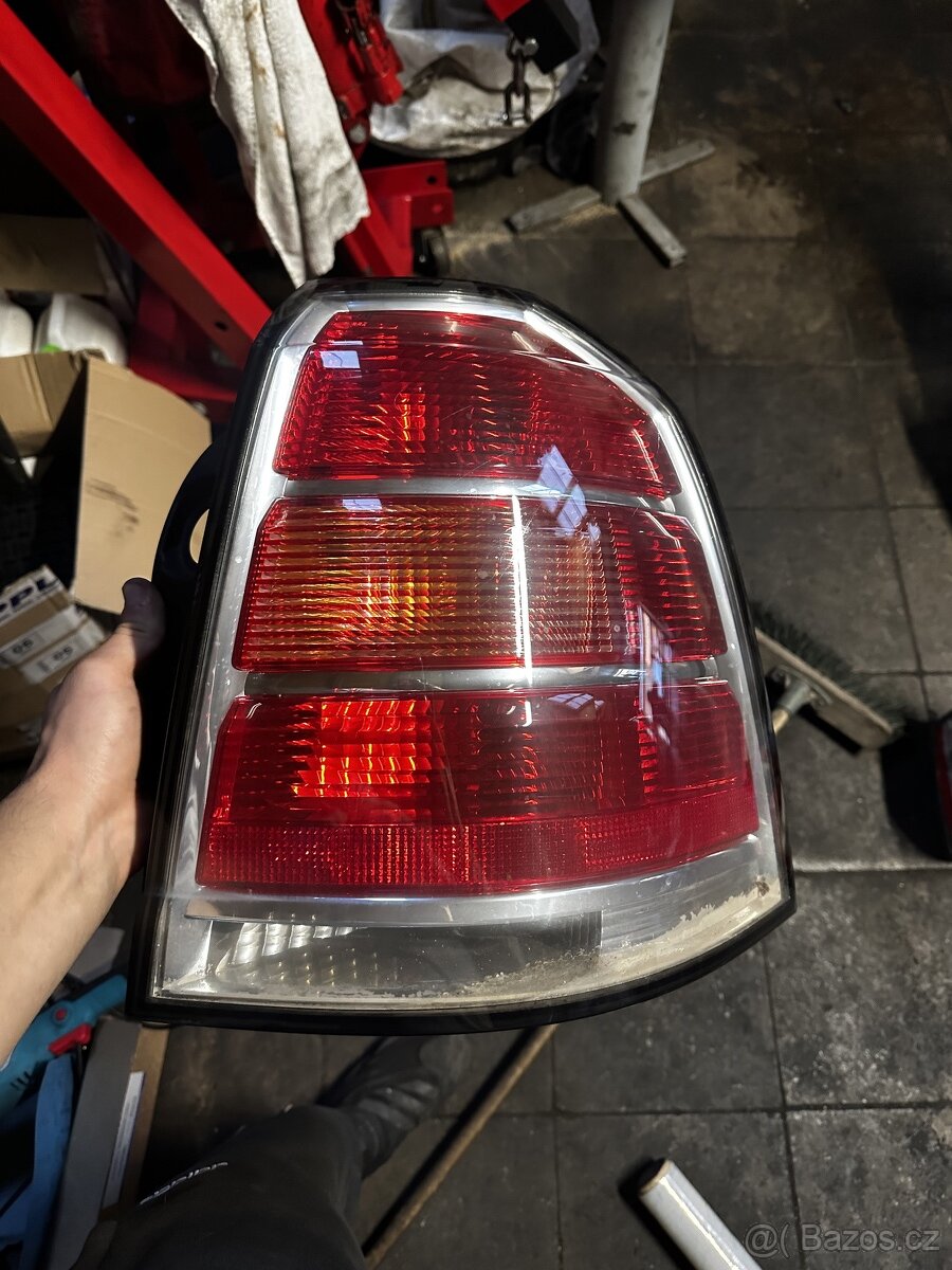 světla opel Škoda dacia
