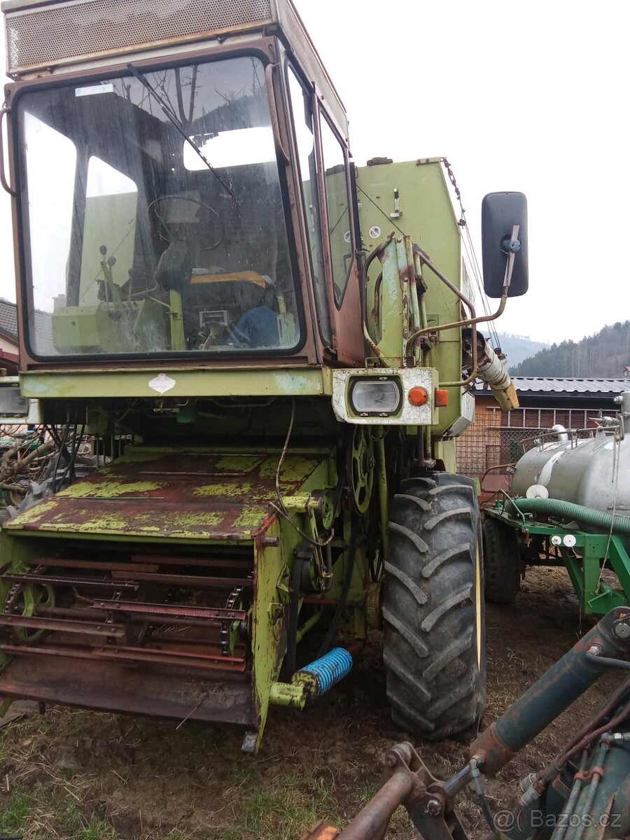 Sklízecí mlátička fortschritt e514