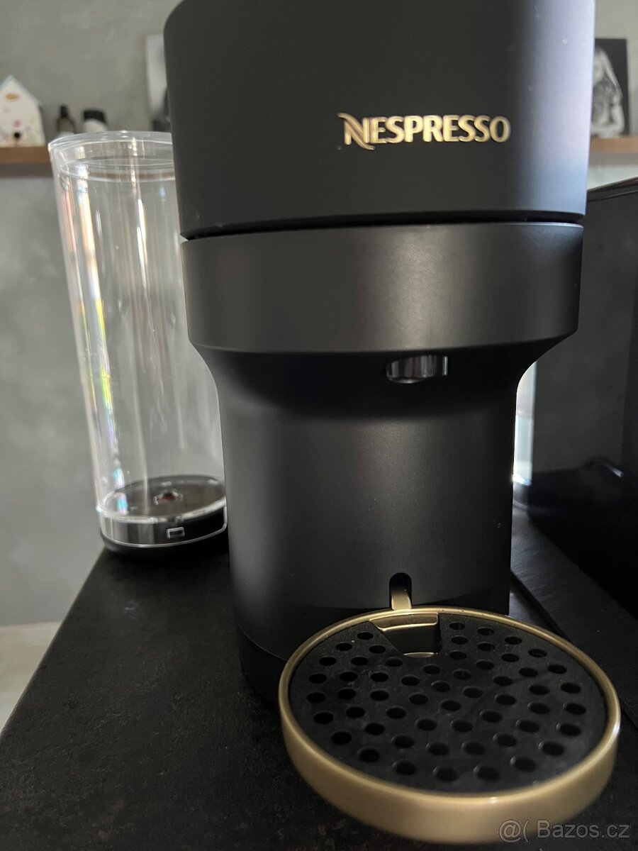 Kávovar Nespresso